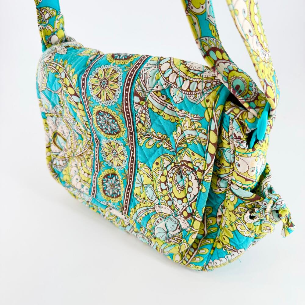 Vera Bradley Peacock Mailbag Retired Fall 2007 Quilted Crossbody Purse Bag